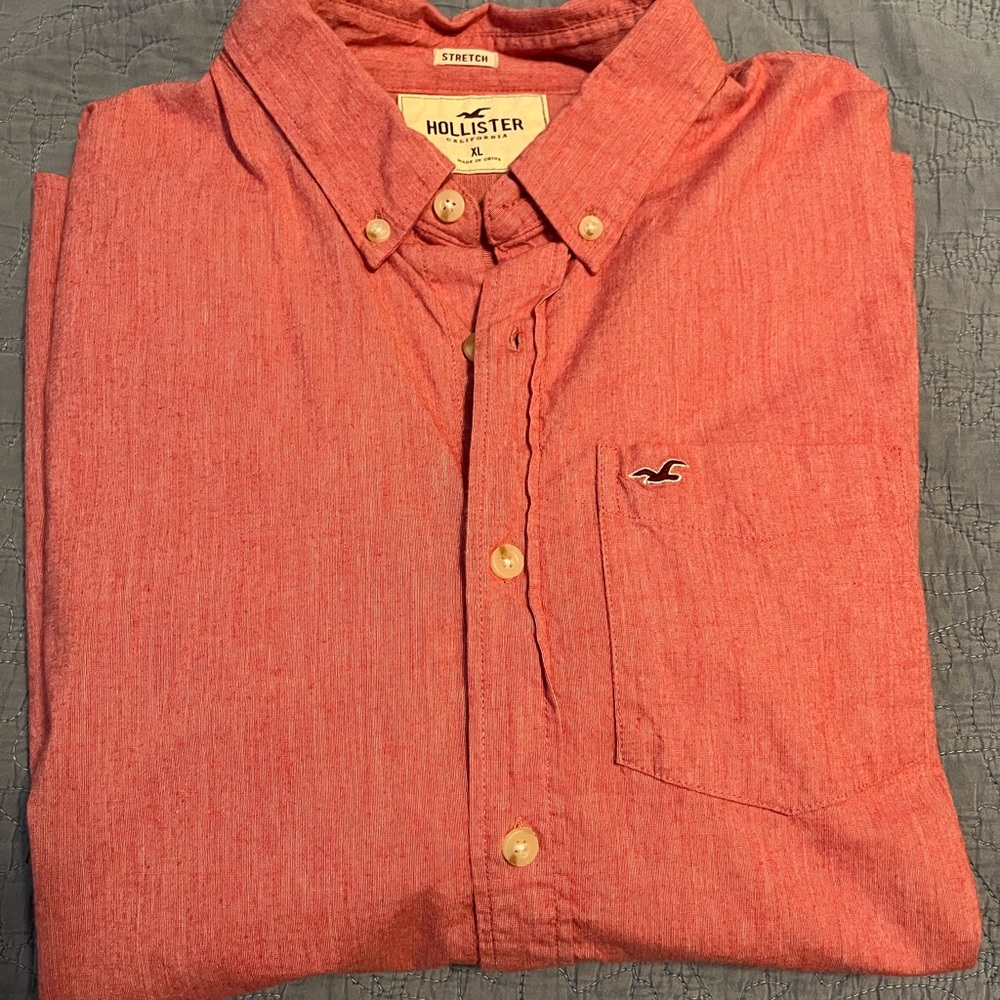 Hollister Men's Casual Red Button Down Shirt